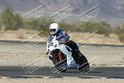 media/Nov-02-2025-CVMA (Sun) [[337aff29ab]]/Race 14- Formula 40 MW and LW/